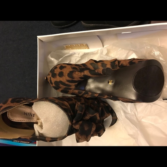 Nine West shoes/ size 5 - Picture 3 of 9